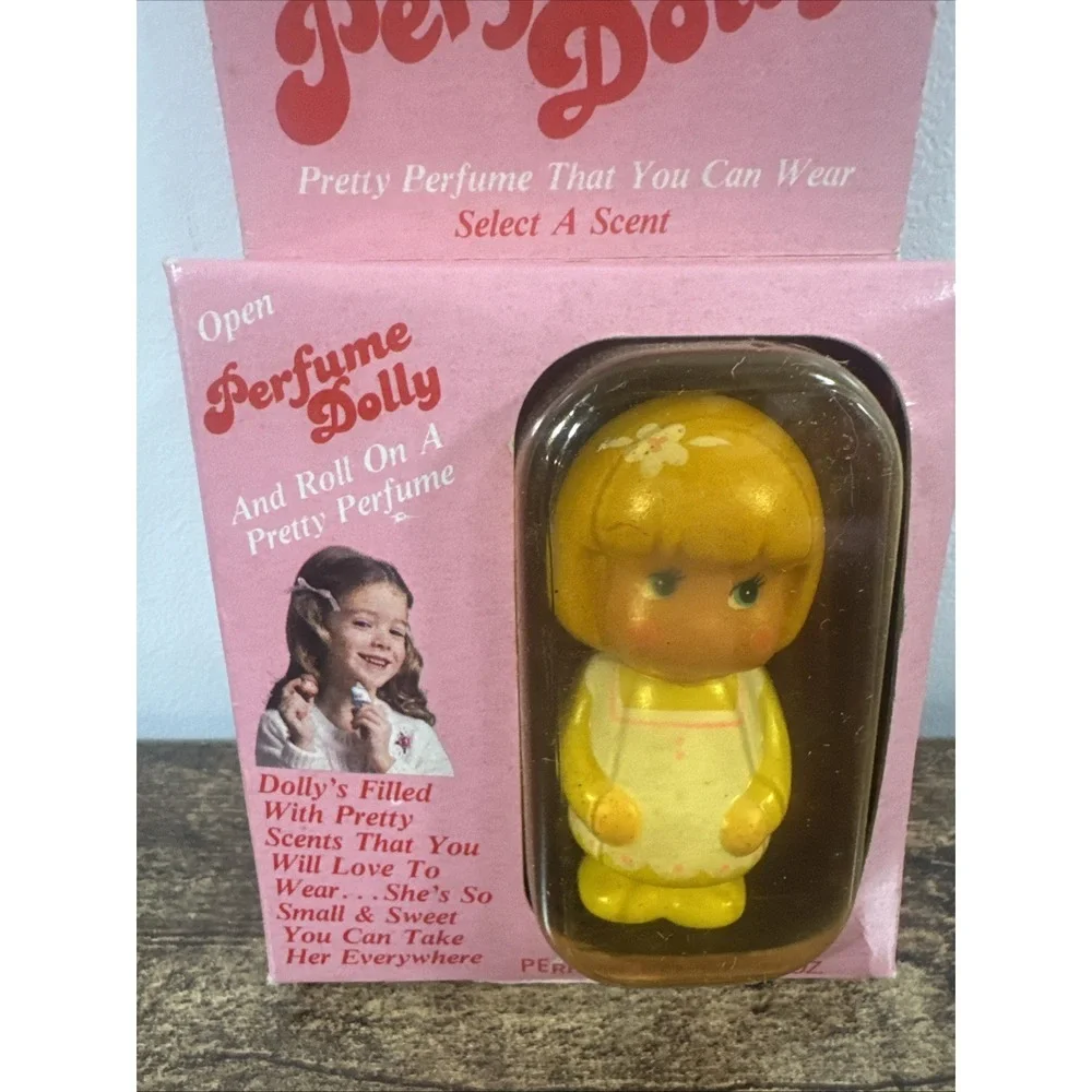 Perfume Dollys - Nina -Vintage Roll On Perfume By‎ IDEAL